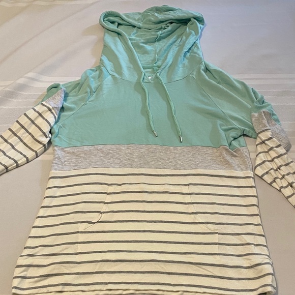 Market & Spruce Women’s Striped Light-Weight Hoodie with Mint and Gray Accents - Picture 2 of 7